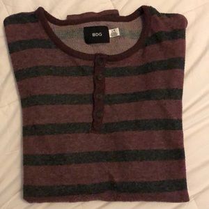 BDG long sleeved tee shirt